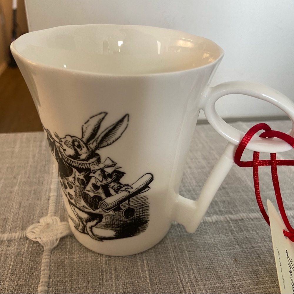 WHITTARD OF CHELSEA COLLECTIBLE CHINA WHITE MAD HATTER'S TEA PARTY RABBIT MUG - Picture 12 of 14